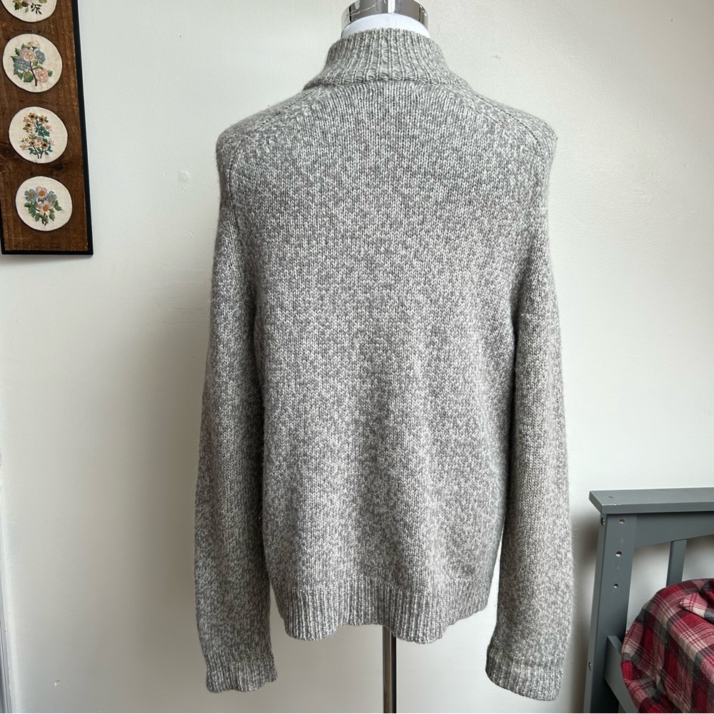 Banana Republic Alpaca Lambswool Knit Turtleneck Sweater - Picture 4 of 13